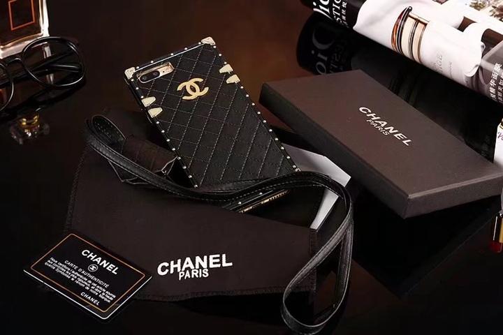 Chanel 耐衝撃 シャネル アイフォン7 カバー iphone8plus ハードカバー ネックストラップ付き IPHONE8 革製 7101217