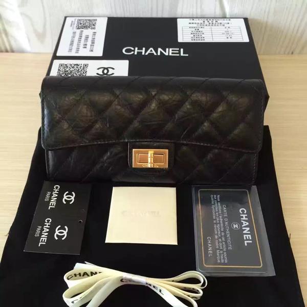 シャネルスーパーコピー Chanel 大人クールBOYグレインドカーフスキン財布 7041203