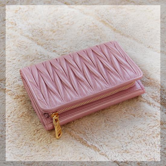 ギフトOK☆可愛いマトラッセ折財布 ミュウミュウ財布 スーパーコピー☆5M1225☆CIPRIA